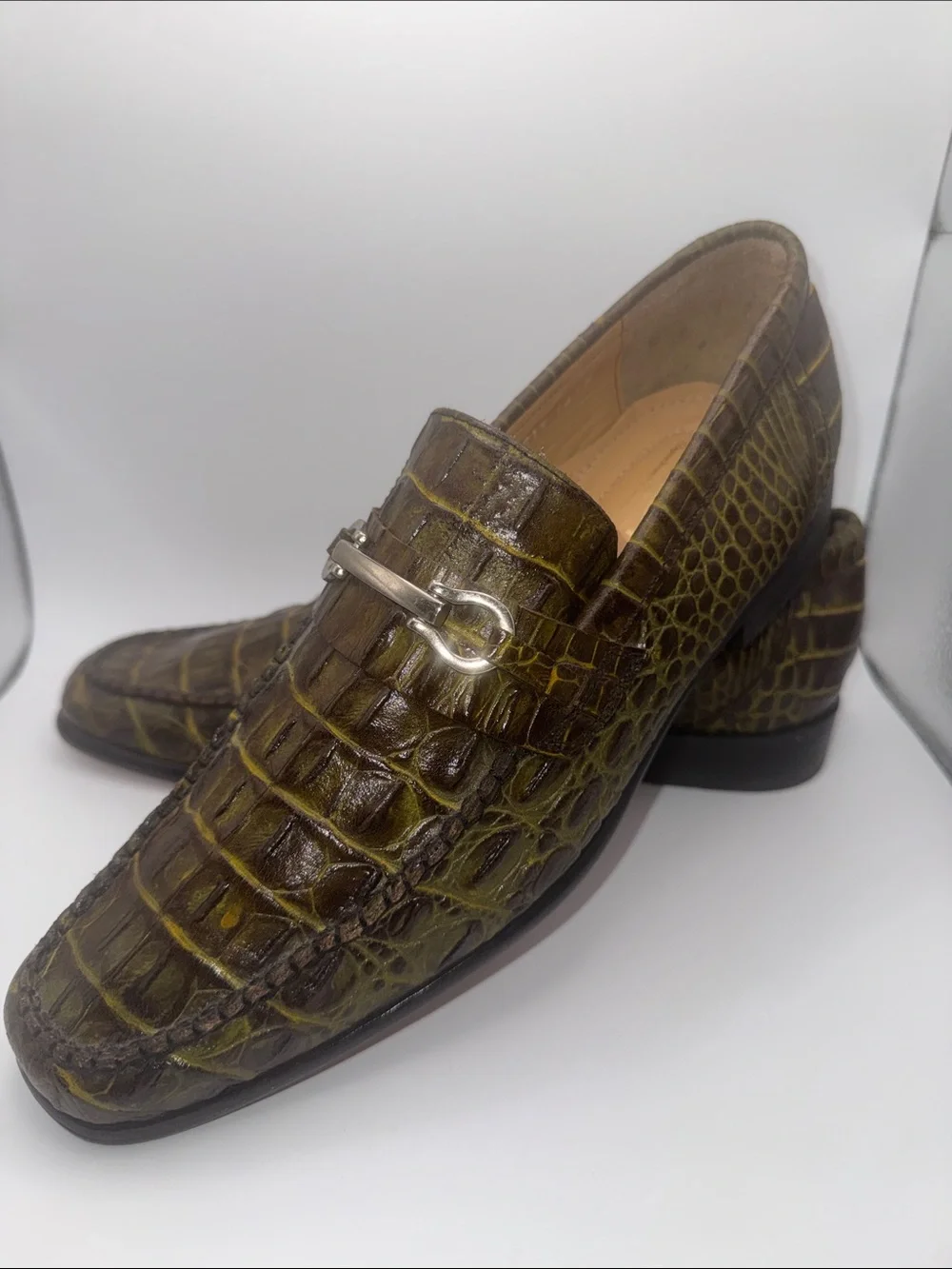 Bond Veari Luxury Croc Embossed Leather Loafers Men’s 8.5 Green